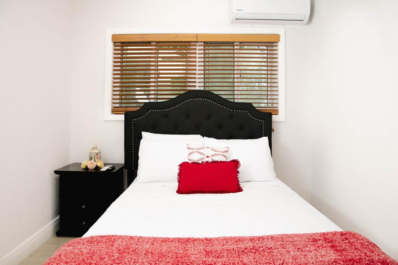 Sheer Bliss Beachview Apt #2 Джорджтаун Экстерьер фото